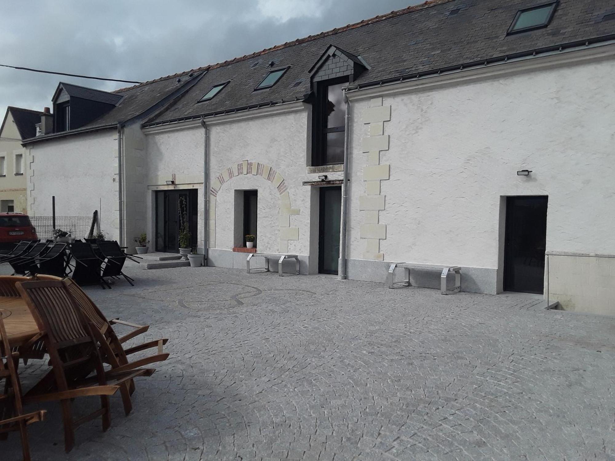 Domaine Du Sauge Hotel La Riche Exterior photo